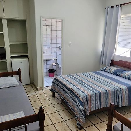 Guaruja Praia Hotel Economico Экстерьер фото