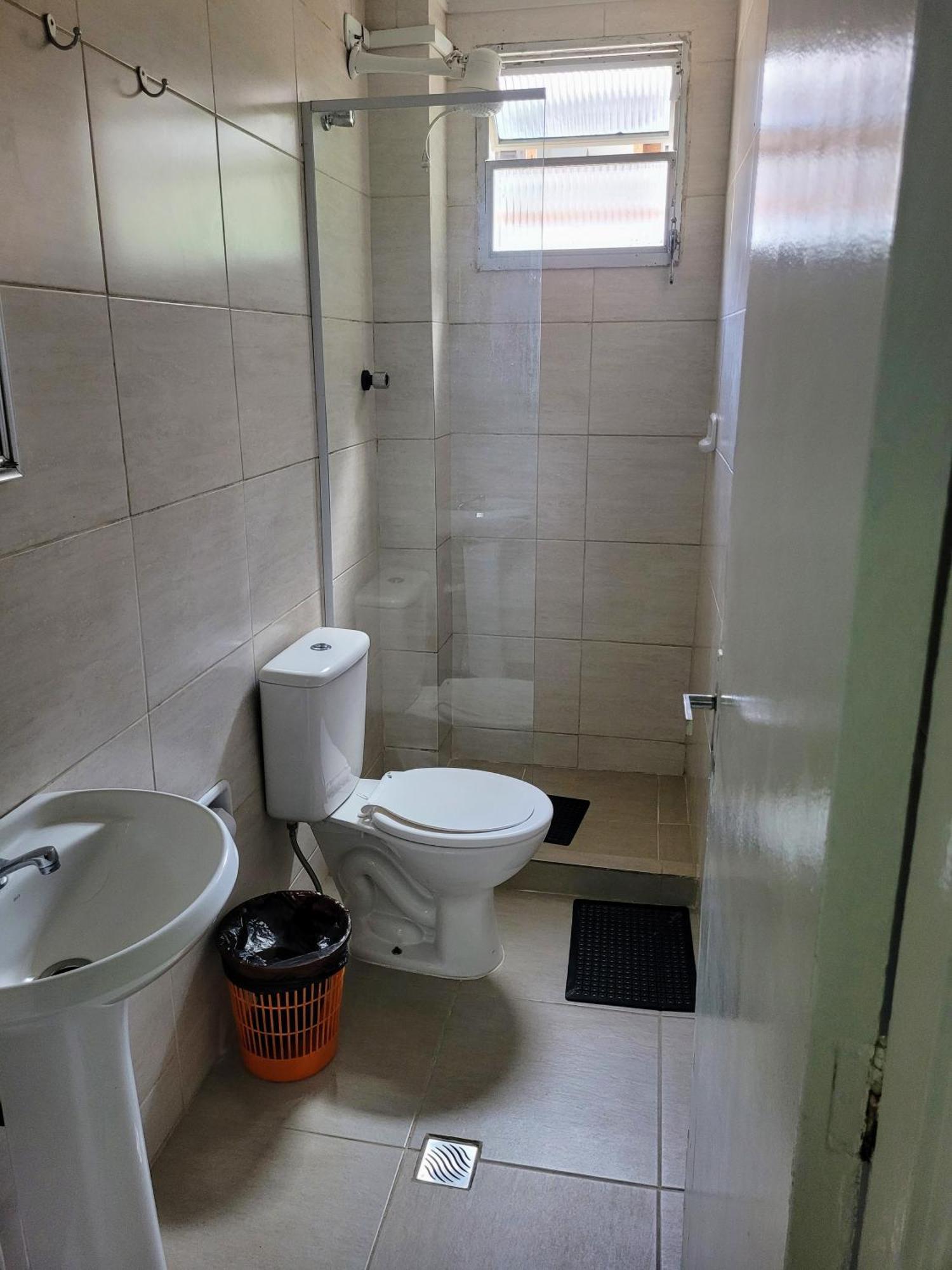 Guaruja Praia Hotel Economico Экстерьер фото